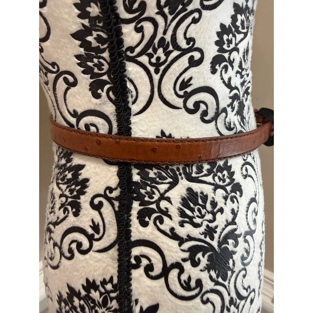 VTG Liz Claiborne Brown Ostrich Embossed Leather Skinny Belt Gold Hardware Med